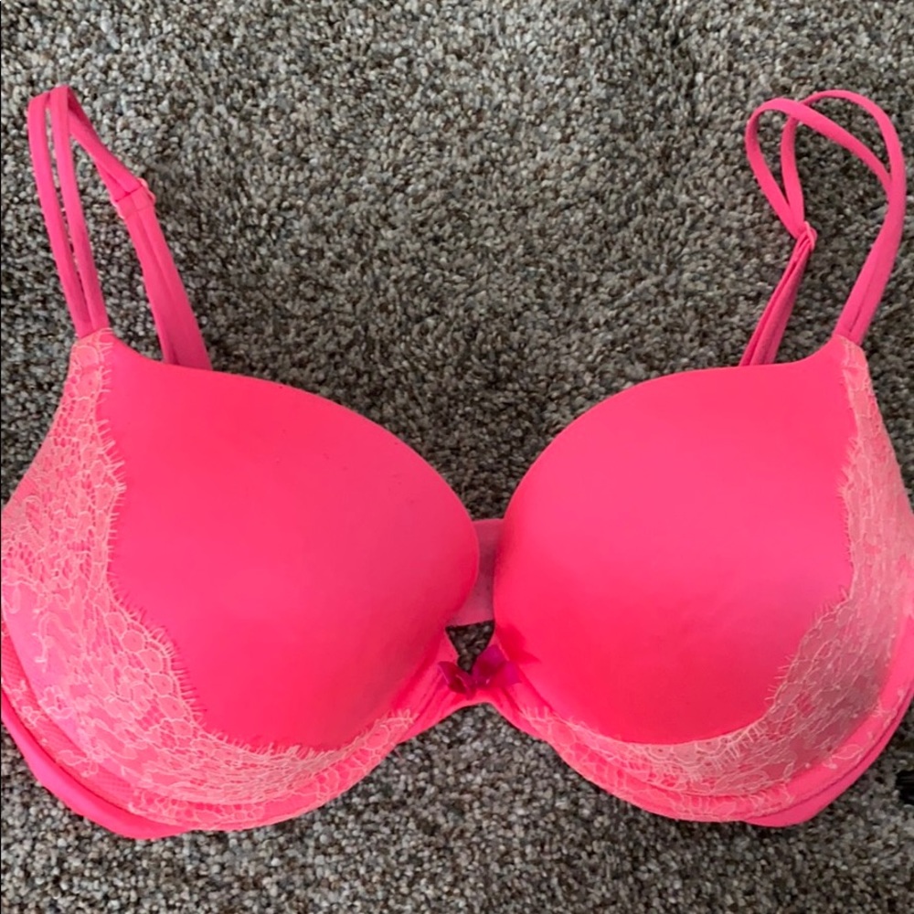 34DD Very Sexy VS Bra
